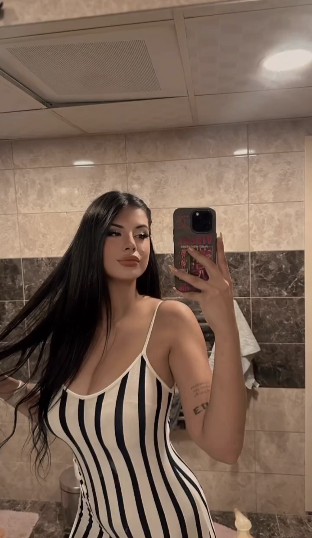 Edirli Grup Yapan Bayan Escort İkbal
