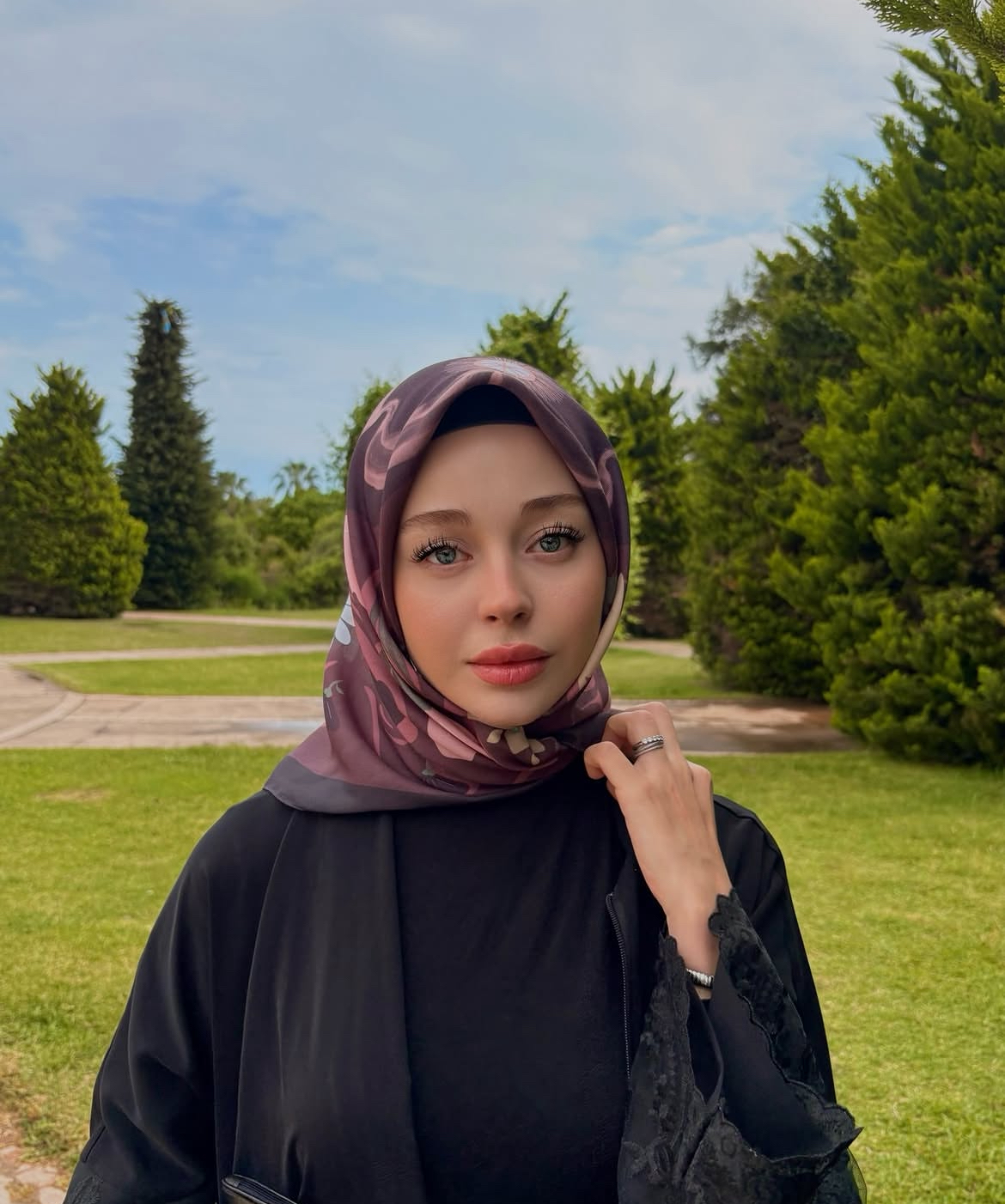 Beylerli Özbek Bayan Escort Nazım