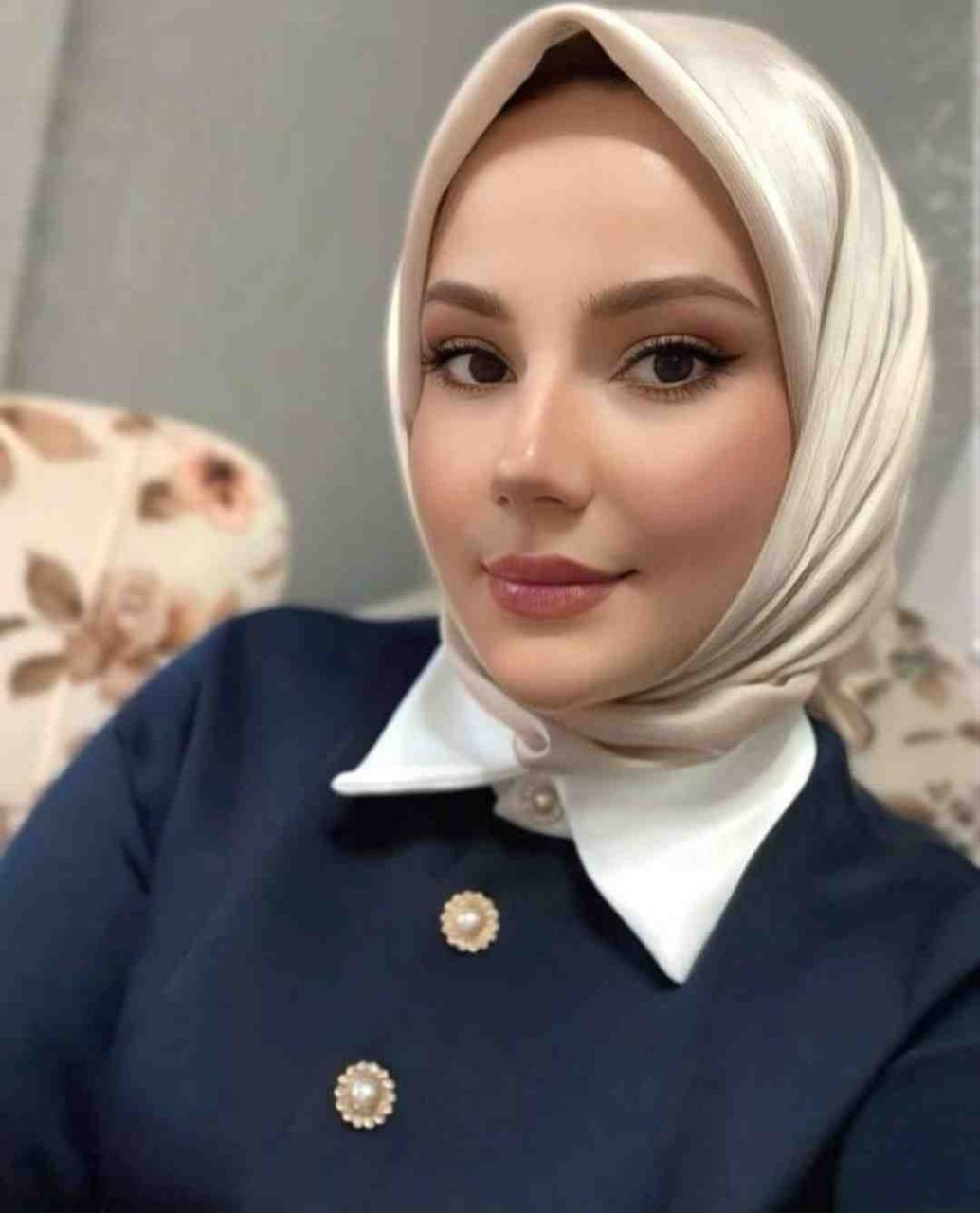 Şifa Suyu Popüler Escort Bayan Çilek