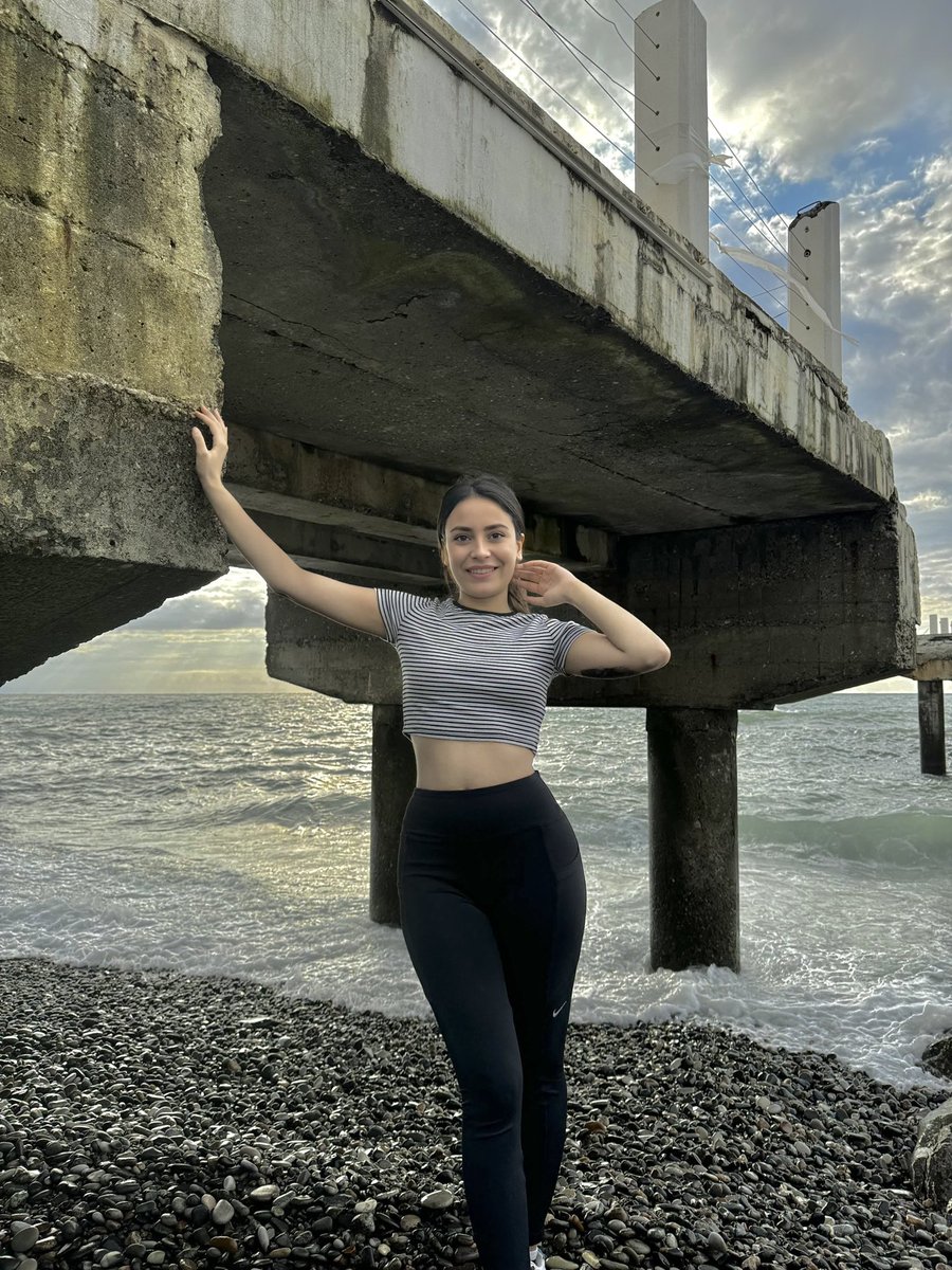 Şarkiye Sevdiğim Kadın Bayan Escort Seyhan